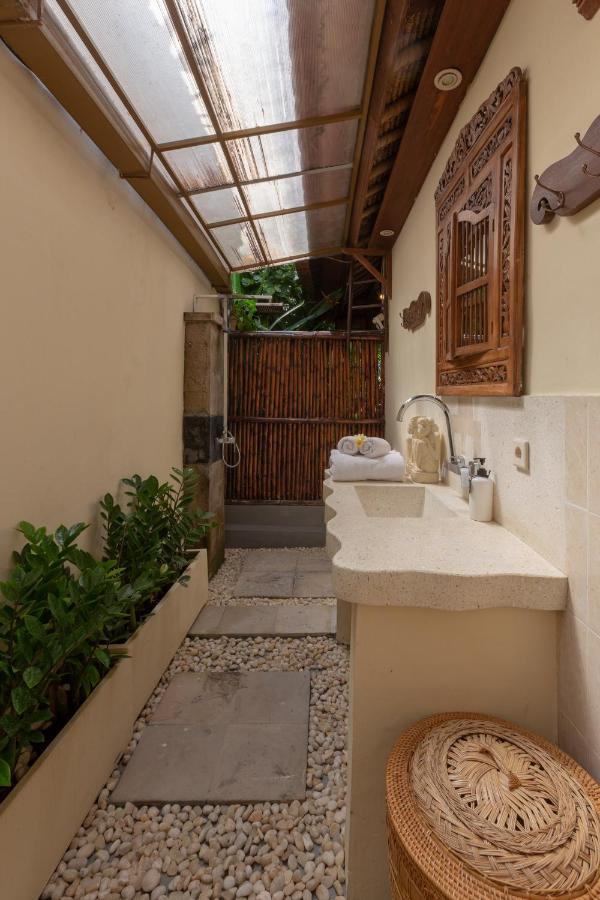 Villa Poppy Seminyak Экстерьер фото