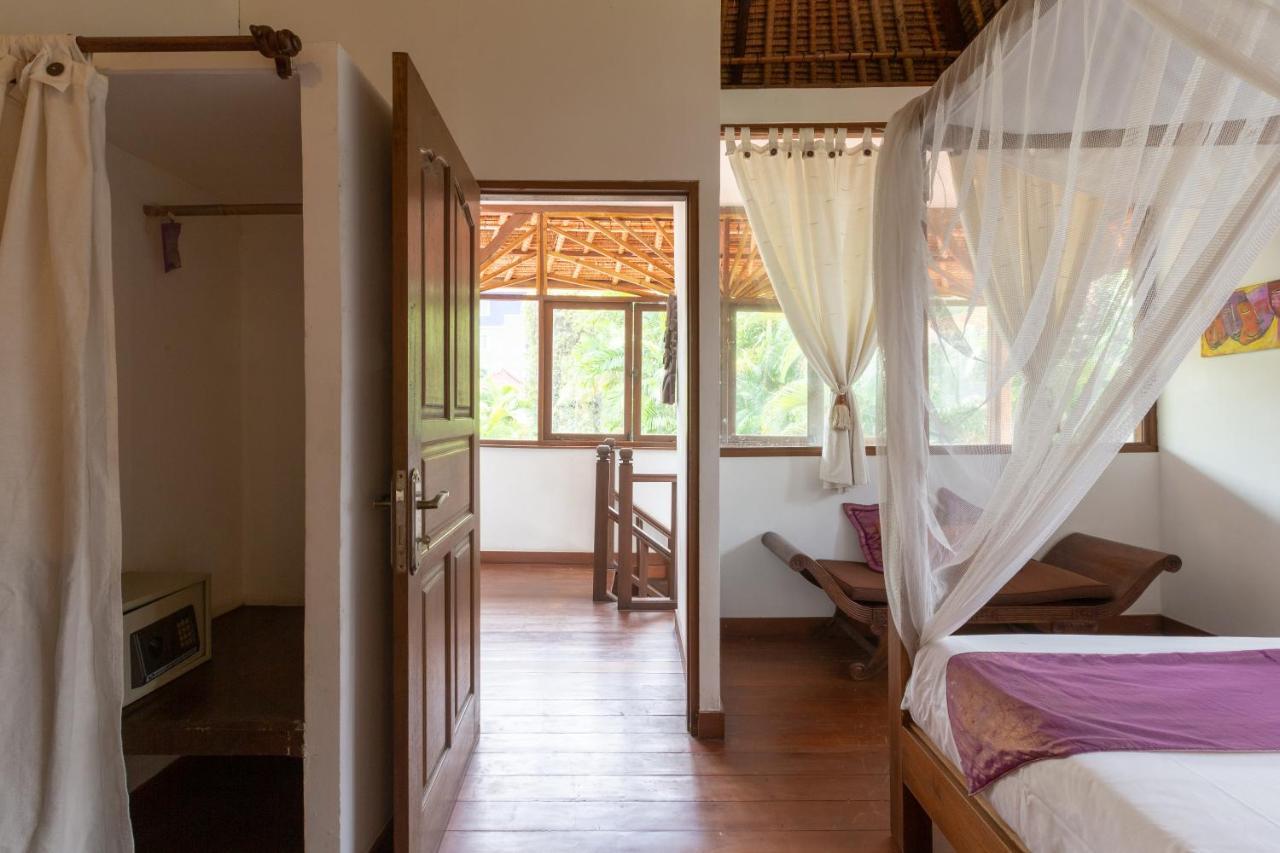 Villa Poppy Seminyak Экстерьер фото